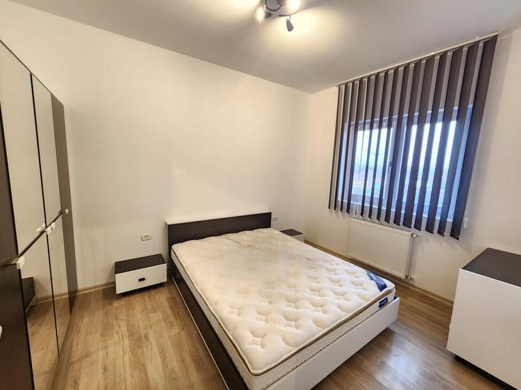 Apartament cu 2 camere semidecomandat, mobilat în Lipovei