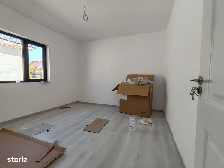 Vindem casa in Navodari - 6