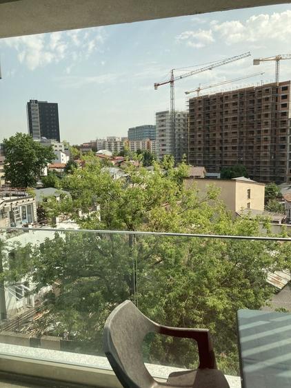 Garsonieră decomandată în Politehnica