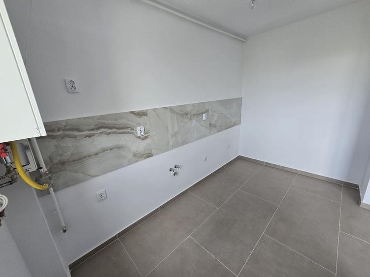 Apartament cu 2 camere decomandat în Braytim