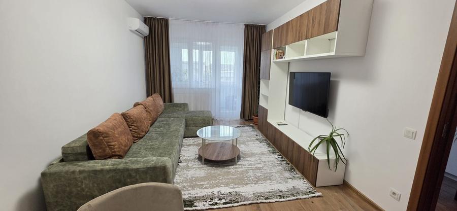 Apartament cu 2 camere decomandat în Central