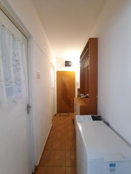 Apartament cu 2 camere semidecomandat în Hipodrom 3