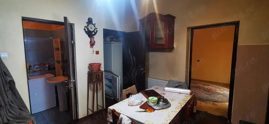 Spațiu comercial, de 750 mp, în Câlnic