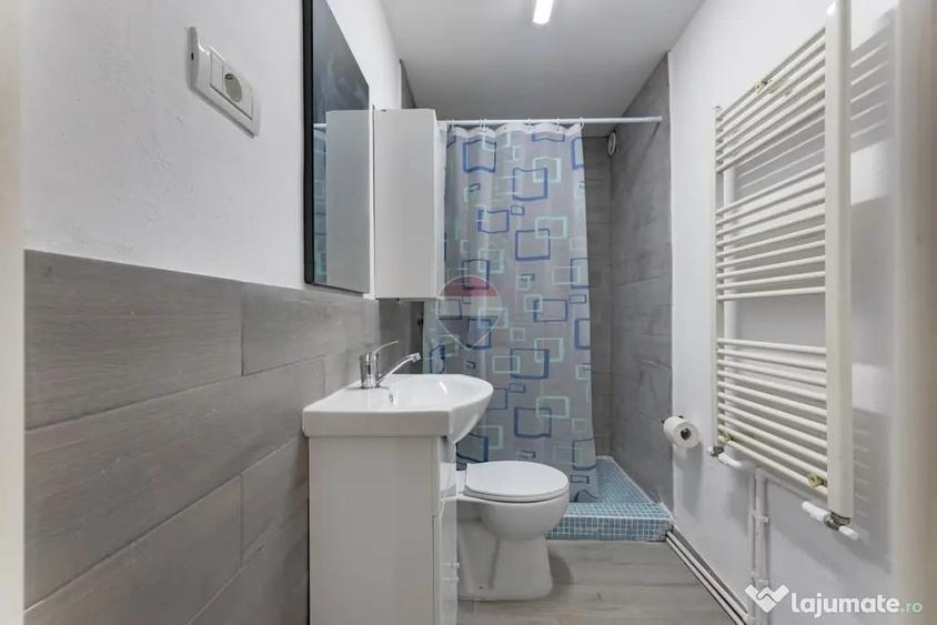 Casă cu 4 camere cu Teren 140 Mp în Central