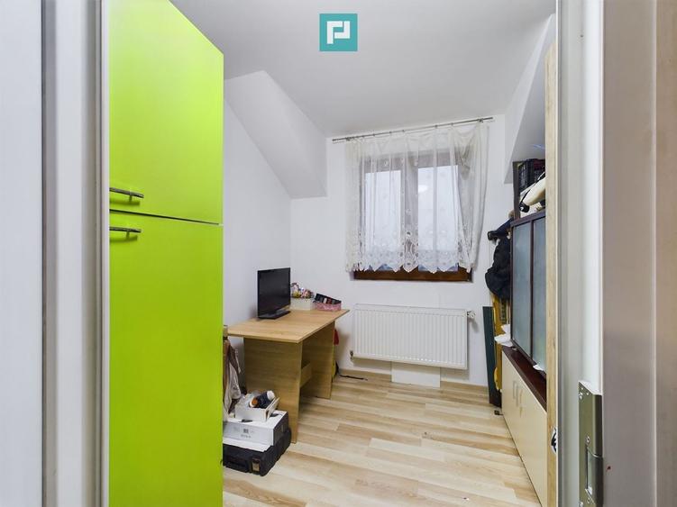 Apartament cu 2 camere semidecomandat în Dumbrăvița