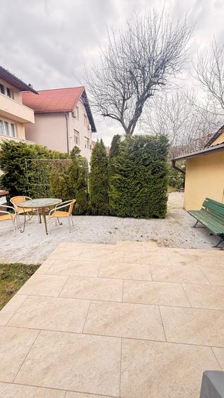 Duplex cu 3 camere cu Canalizare în Central