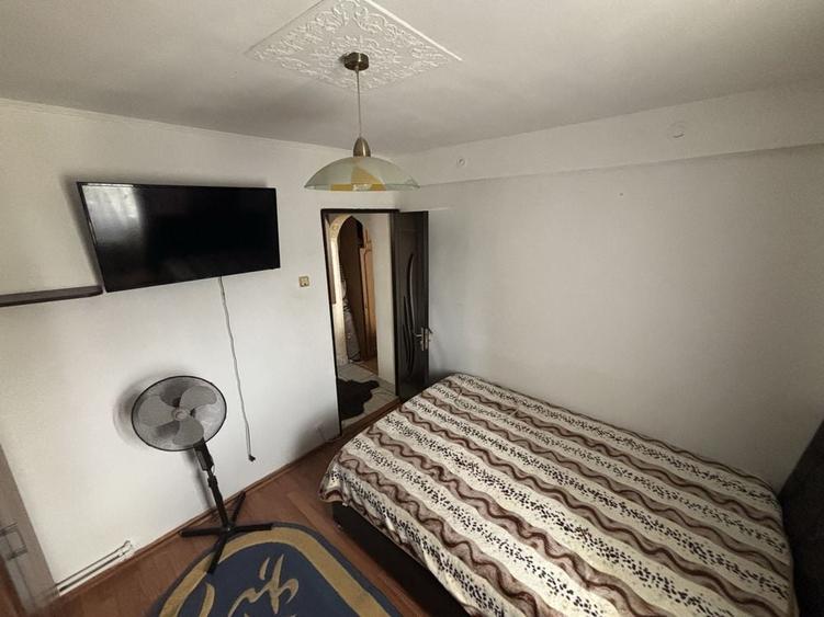 Apartament cu 2 camere semidecomandat în Dacia