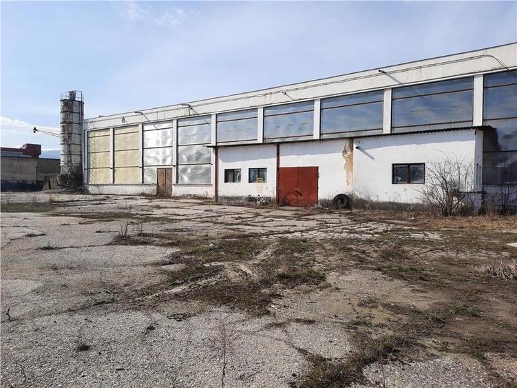 Spațiu industrial, de 2,700 mp, în Nord-Est