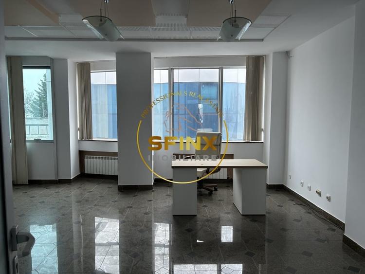 Spațiu comercial, de 944 mp, în Dămăroaia