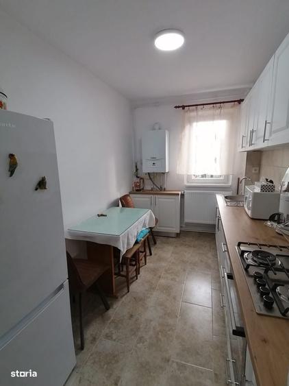 Apartament cu 2 camere semidecomandat în Vitrometan