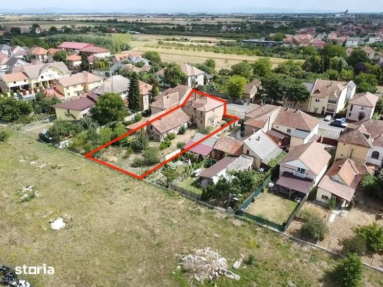 Casa cu 2 apartamente independente, teren de 719 mp - Str. Bari?iu 108 - 18