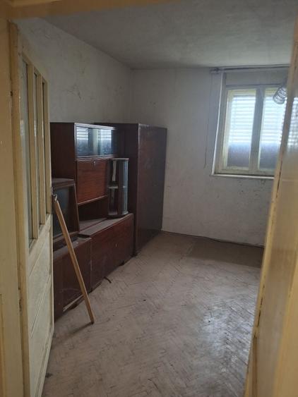 Casă cu 4 camere cu Teren 2200 Mp în Iratoșu