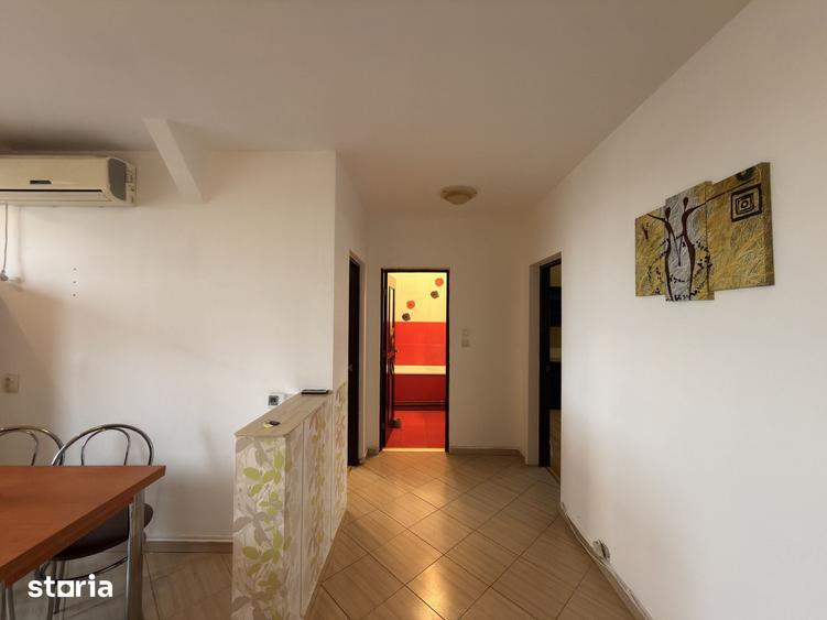 Apartament cu 2 camere decomandat în Girocului