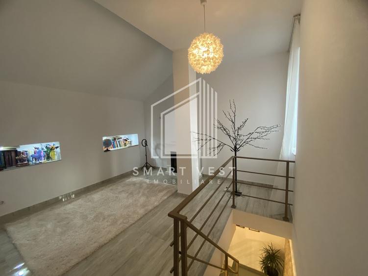 Apartament cu 4 camere decomandat, mobilat în Ultracentral