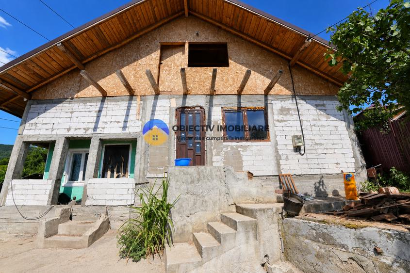 Casă individuală cu 3 camere cu Teren 1066 Mp în Țărăncuța