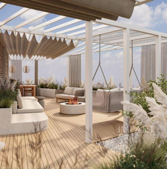 Penthouse cu 4 camere semidecomandat în Andrei Mureșanu