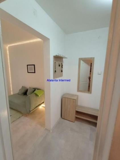 Apartament cu 3 camere, mobilat în Tomis Nord