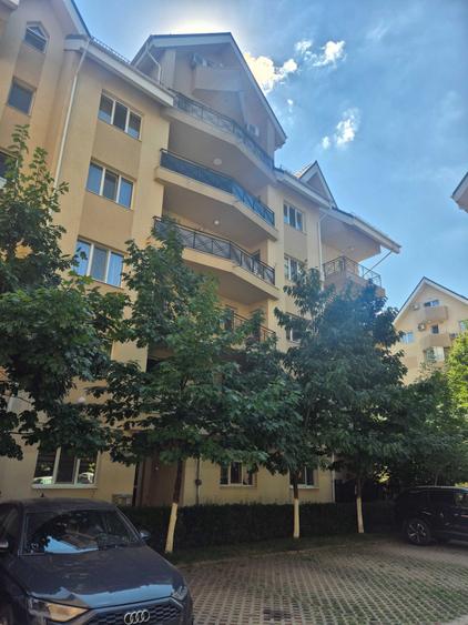 Apartament cu 2 camere decomandat în Berceni