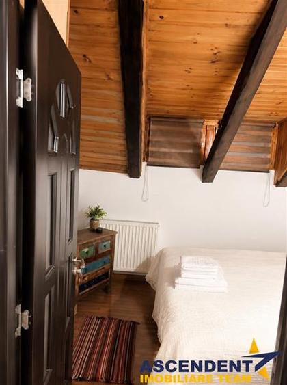 Apartament cu 3 camere decomandat, mobilat în Centrul Istoric