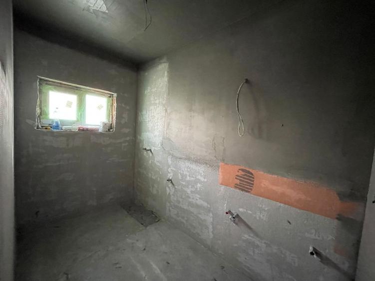 Duplex cu 3 camere cu Canalizare în Moșnița Nouă