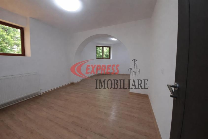 Apartament cu 2 camere semidecomandat în P-ța Victoriei