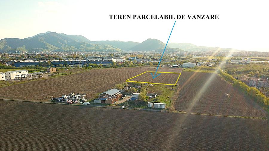 Teren Construcții intravilan de 1200 mp, în Uzina 2