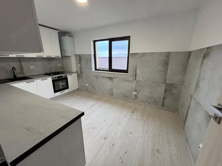 Casă cu 4 camere cu Teren 210 Mp în Cetate