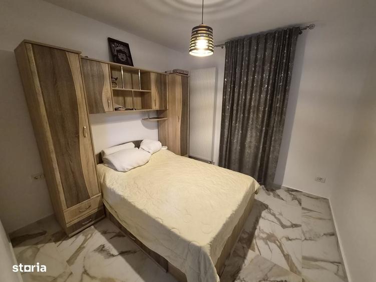 Casă cu 4 camere cu Teren 500 Mp în Central
