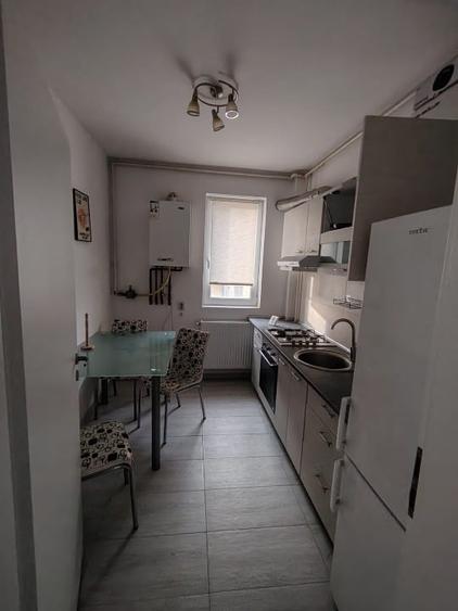 Apartament cu 2 camere decomandat în Giroc