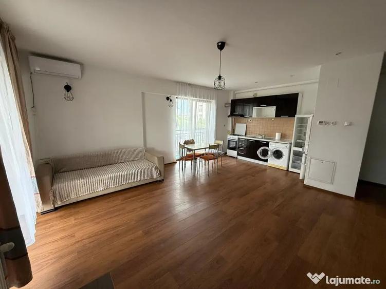 Apartament cu 2 camere semidecomandat în Albert
