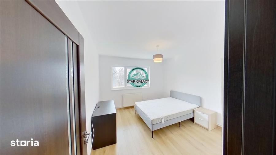 Apartament cu 3 camere decomandat în Cornișa
