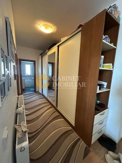 Apartament cu 3 camere decomandat, mobilat în Păcurari