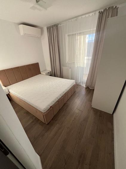 Apartament cu 3 camere decomandat în Gorjului
