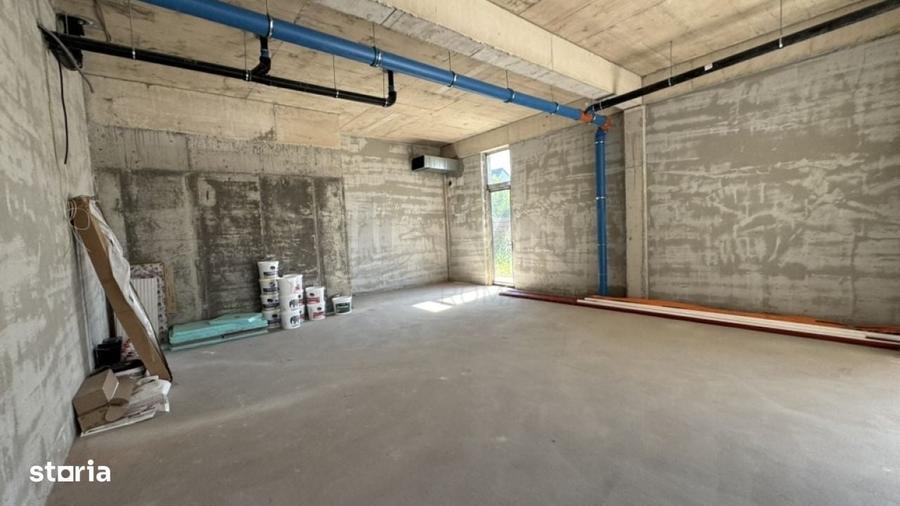 Spațiu comercial, de 132 mp, în Odăi