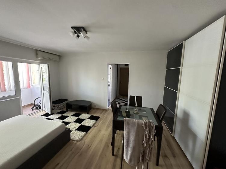 Apartament decomandat în Vitan