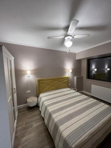 Apartament cu 2 camere decomandat în Casa de Cultură