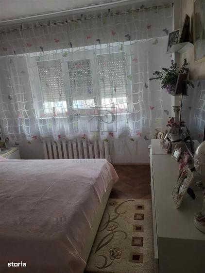 Apartament cu 4 camere decomandat în Simion Bărnuțiu