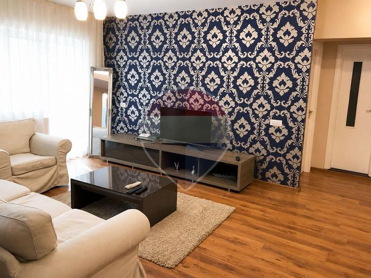Apartament cu 2 camere semidecomandat, mobilat în Panduri