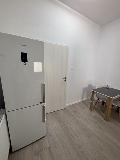 Garsonieră decomandată, mobilată în Giroc