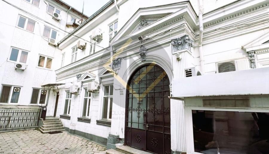 Casă individuală cu 23 camere cu Teren 475 Mp în Unirii