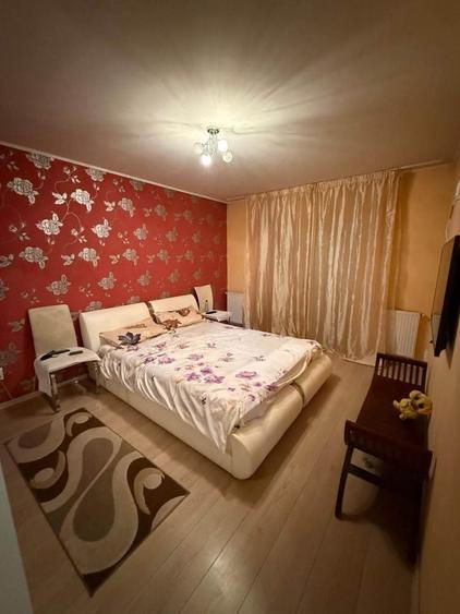 Apartament cu 2 camere decomandat în Exterior Vest