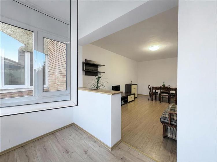Apartament cu 2 camere decomandat, mobilat în Județean