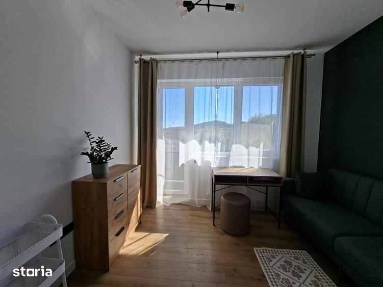 Apartament cu 3 camere în Florești