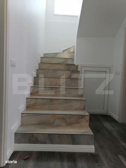 Casă cu 4 camere cu Teren 488 Mp în Valea