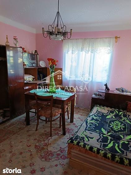 Casă cu Teren 15000 Mp în Central