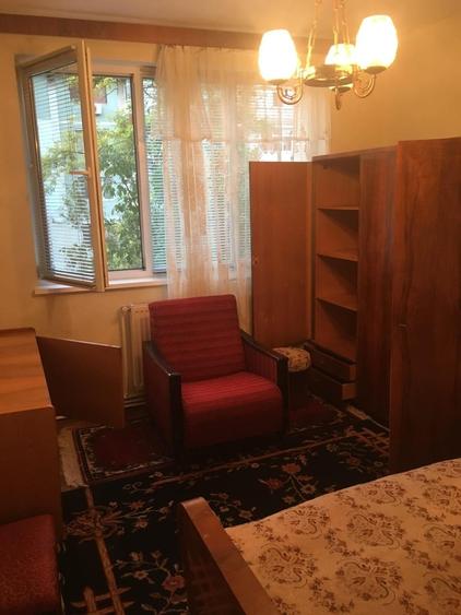 Apartament cu 2 camere semidecomandat în Sârbi