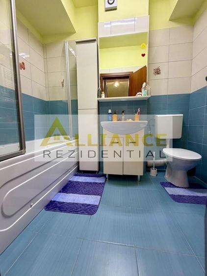 Apartament cu 2 camere decomandat, mobilat în Central