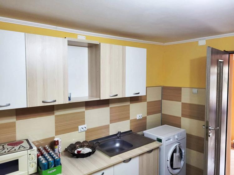 Apartament cu 2 camere semidecomandat în UTA