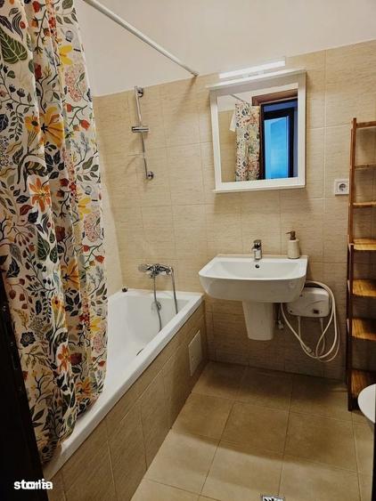 Apartament cu 2 camere semidecomandat în Tineretului