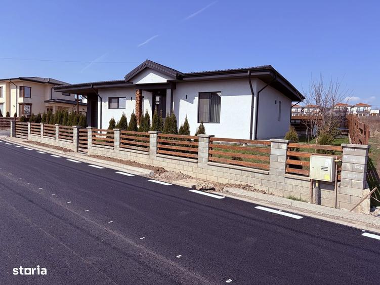Casă cu 4 camere cu Teren 151 Mp în Miroslava